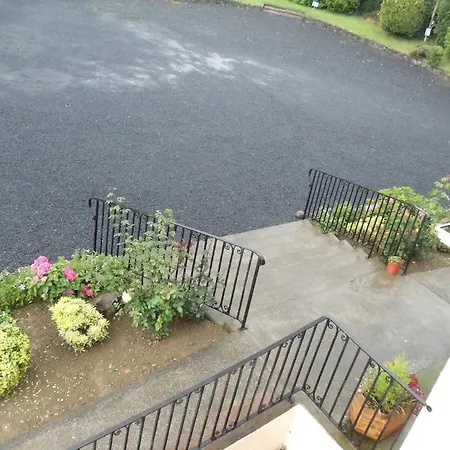 Arms Bed & Breakfast Bunratty