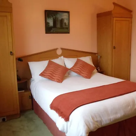 Bed & Breakfast Arms 3*